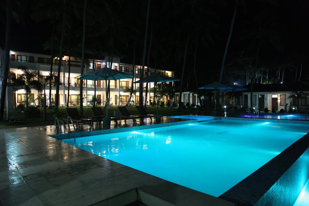 Hotel Lux Ngwesaung Zewnętrze zdjęcie